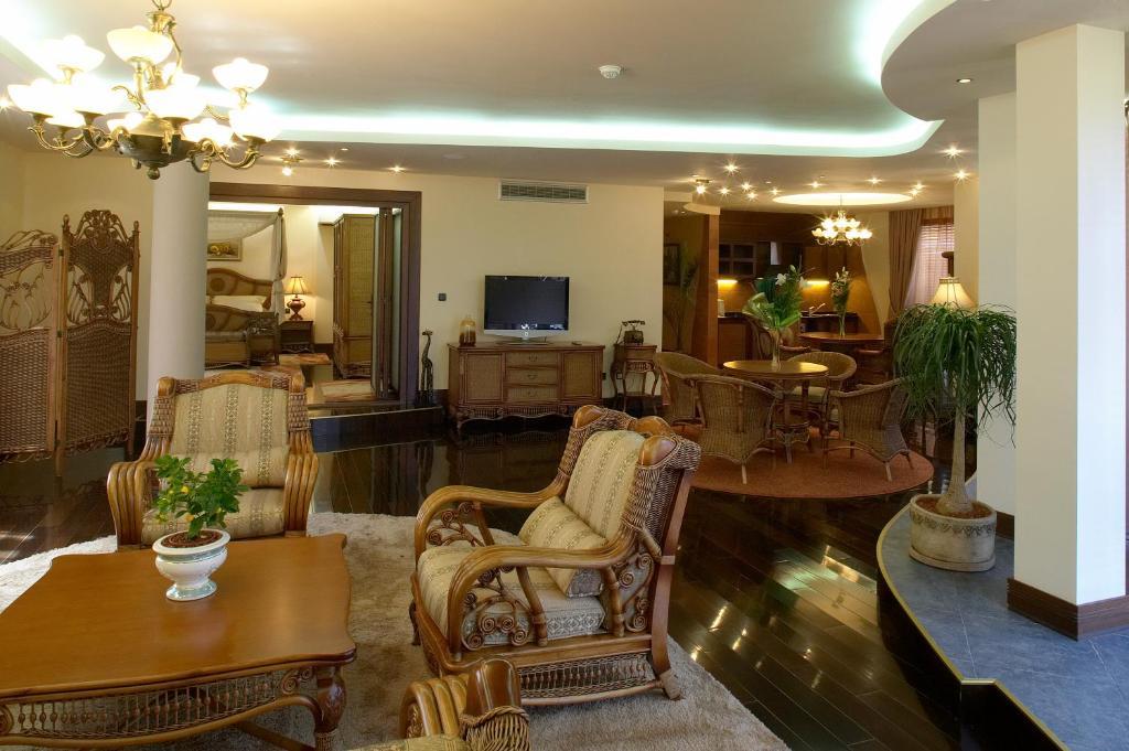 Park Hotel Green Europe Хасково Экстерьер фото