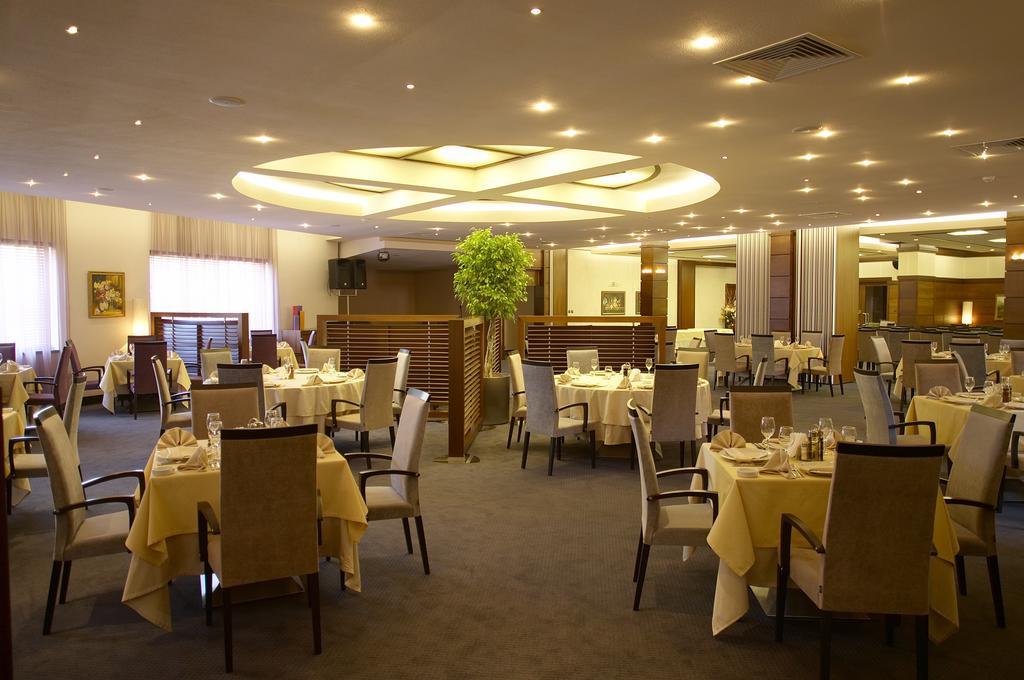 Park Hotel Green Europe Хасково Экстерьер фото