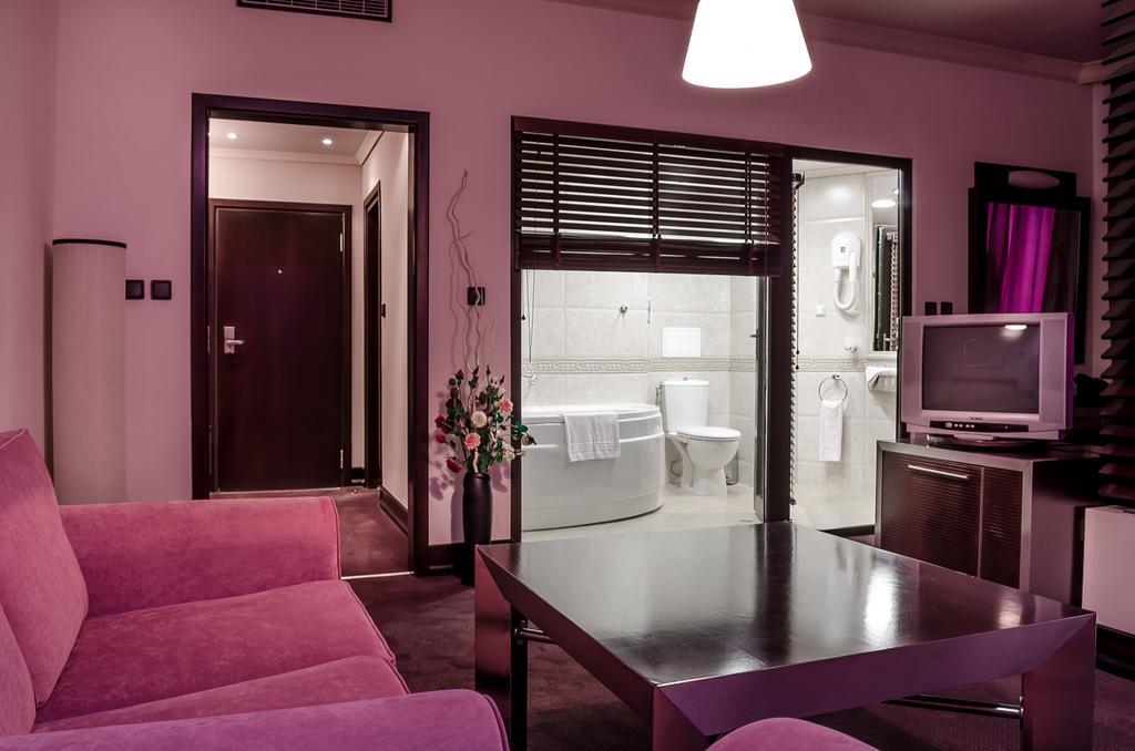 Park Hotel Green Europe Хасково Экстерьер фото
